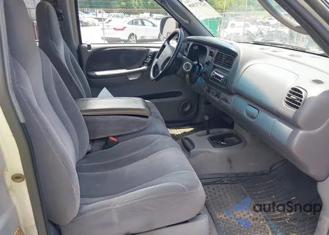 2000 Dodge Dakota Slt/Sport z USA, uszkodzony, nr VIN 1B7GG22X9YS744843